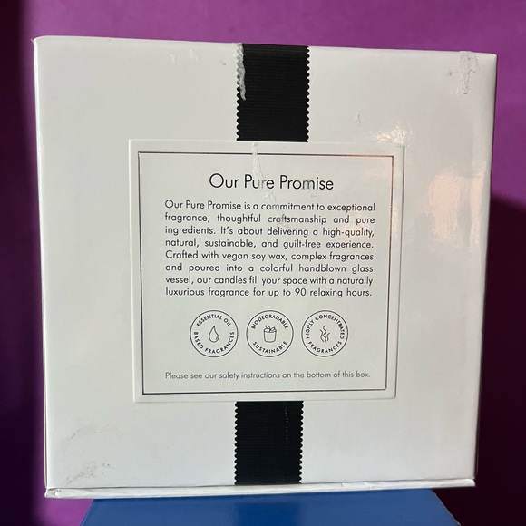 Lafco Rosemary Eucalyptus Fragranced Candle - Picture 4 of 6